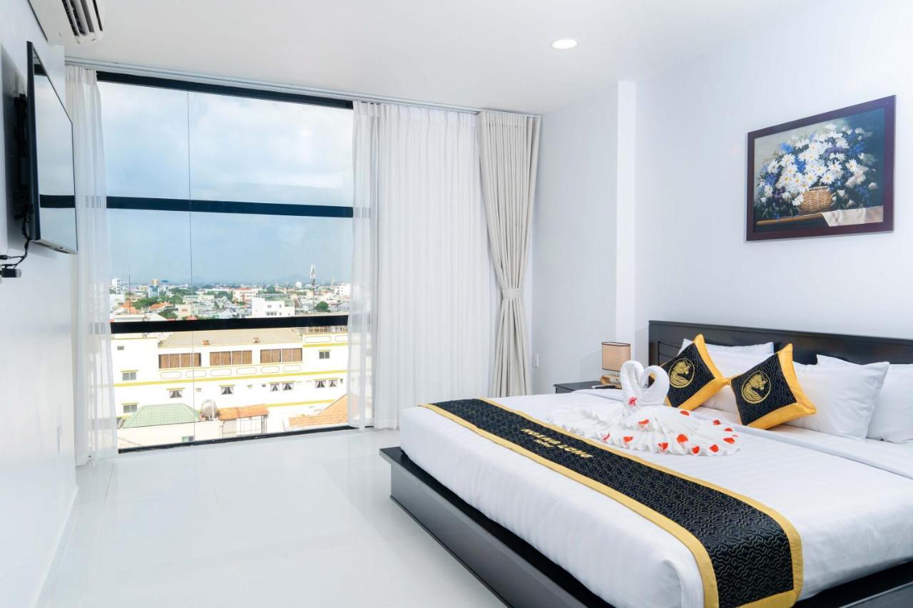 Hotel Hoang Long