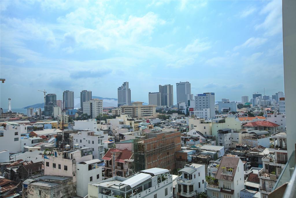 Hotel Den Long Do