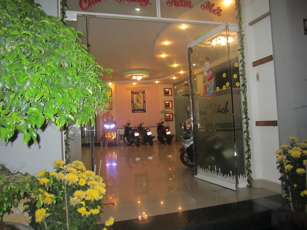 Thoang Sai Gon