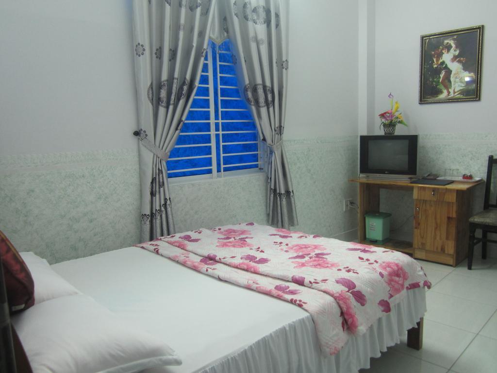 Thoang Sai Gon * Da Nang
