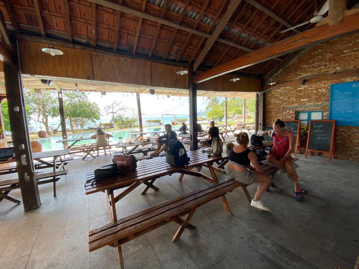Vietnam Backpacker Hostels - Ninhvana * Nha Trang