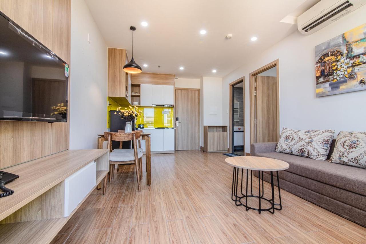 Laurel Apartment *