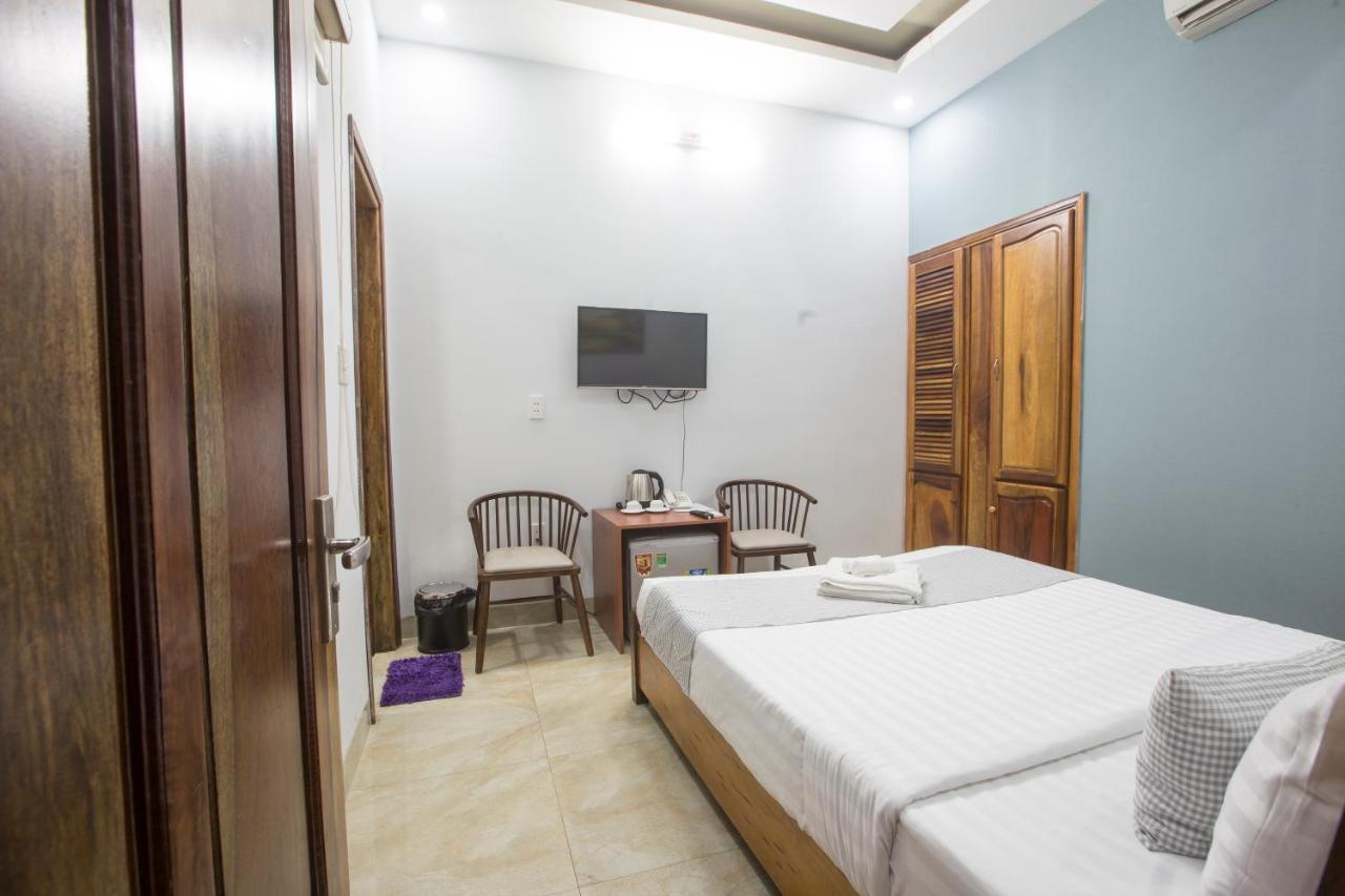 Lis Hotel