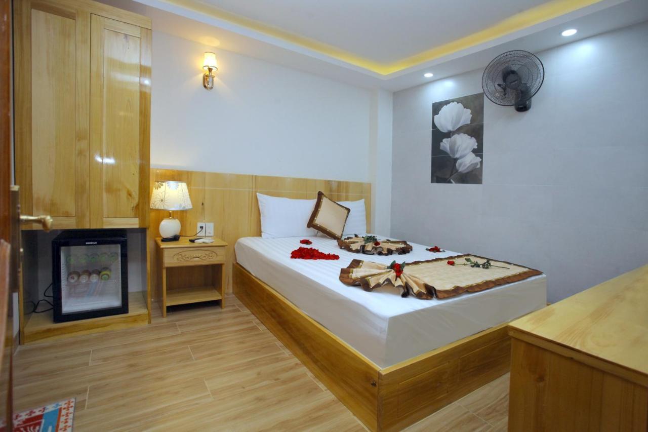 Hang Nga Hotel 2*