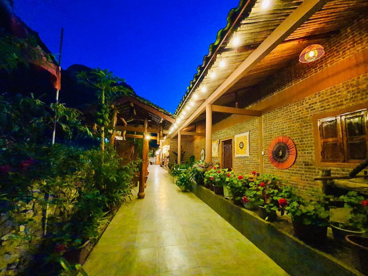 Little Yen's Guest house *