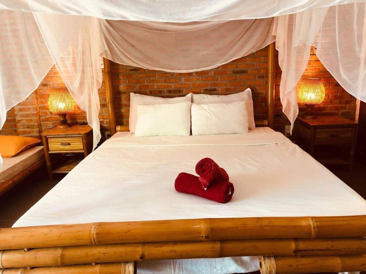 Lang Ca Voi Ll The Whales Village Ll Mui Ne Villa