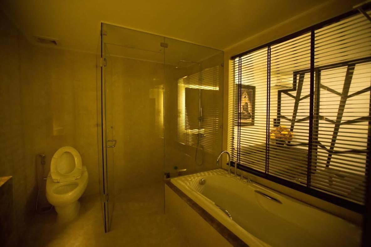 Nomad * Nha Trang