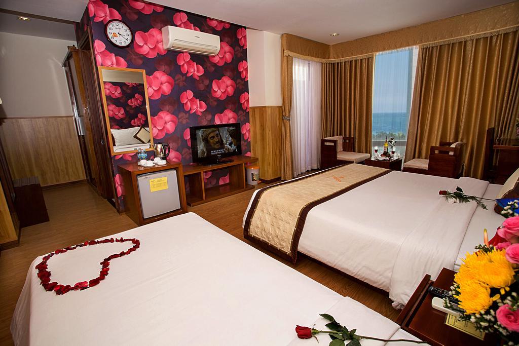 Golden Rain - Hoang Vu Hotel