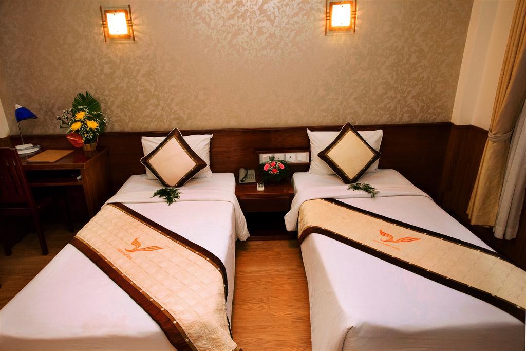 Golden Rain - Hoang Vu Hotel
