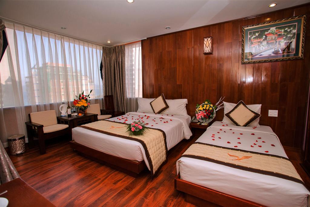 Golden Rain - Hoang Vu Hotel 3*