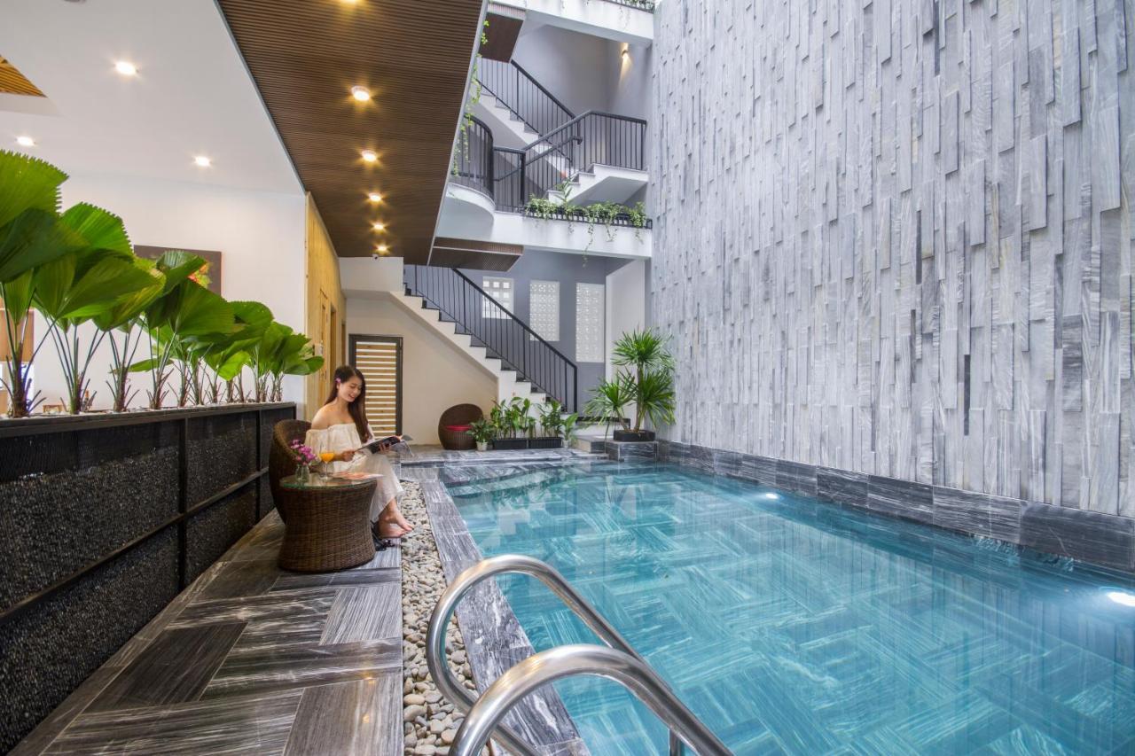 King House & 3*