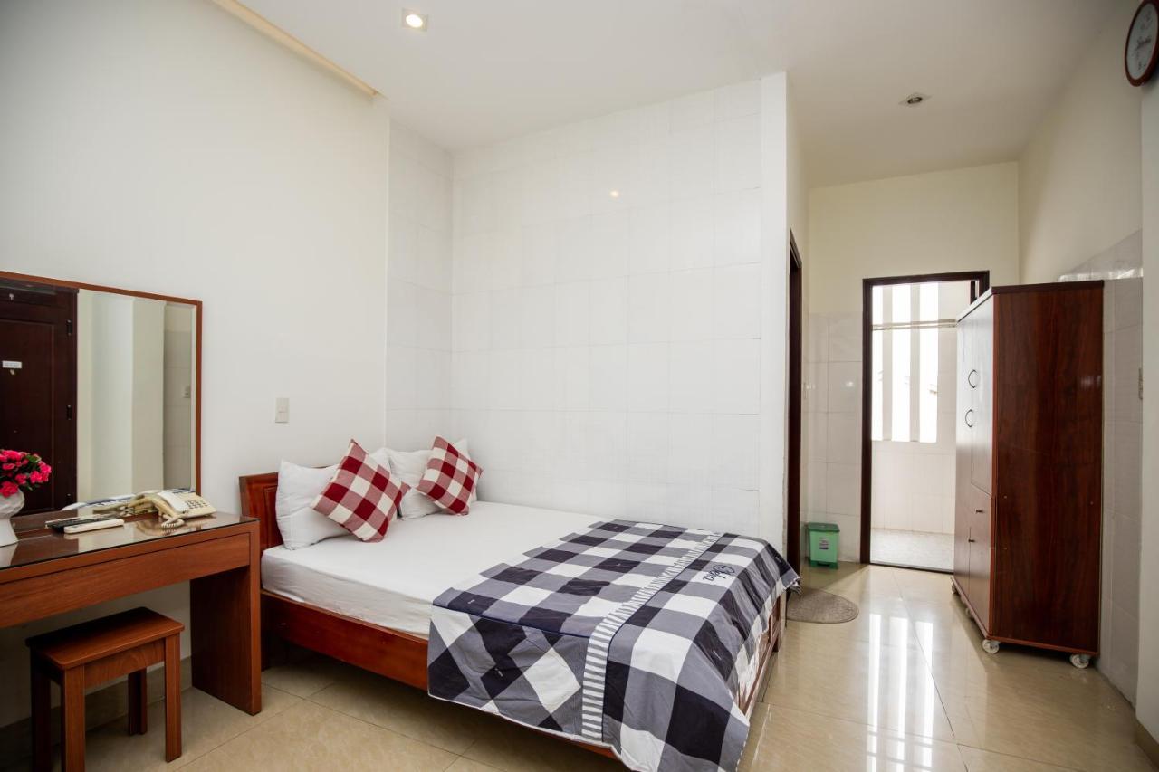 Nam A Hotel - Central City 2*