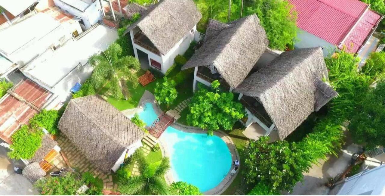 Lang Ca Voi Ll The Whales Village Ll Mui Ne Villa *