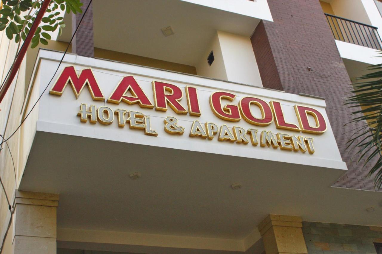 Marigold & 3*