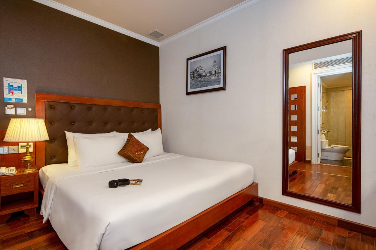 Samdi Khách sạn 4*