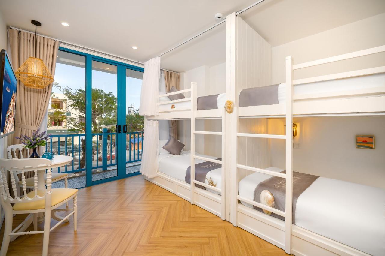 Santori And Hotel 4*