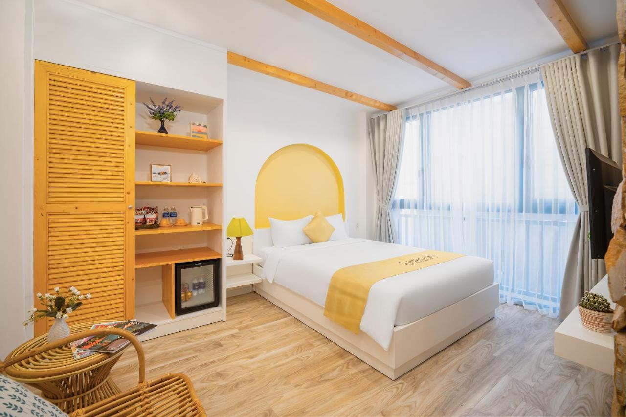 Santori And 4* Đà Nẵng