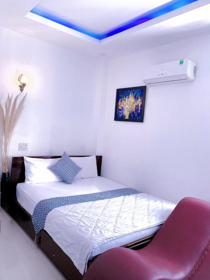 Phong Luu Hotel 2*