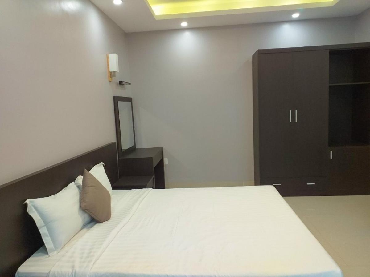 Hotel Khach San San Ho