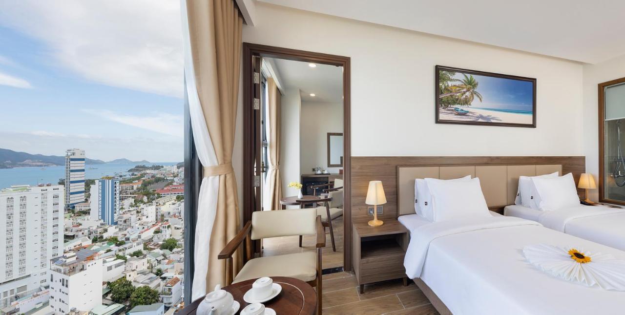 Hotel Miracle Luxury