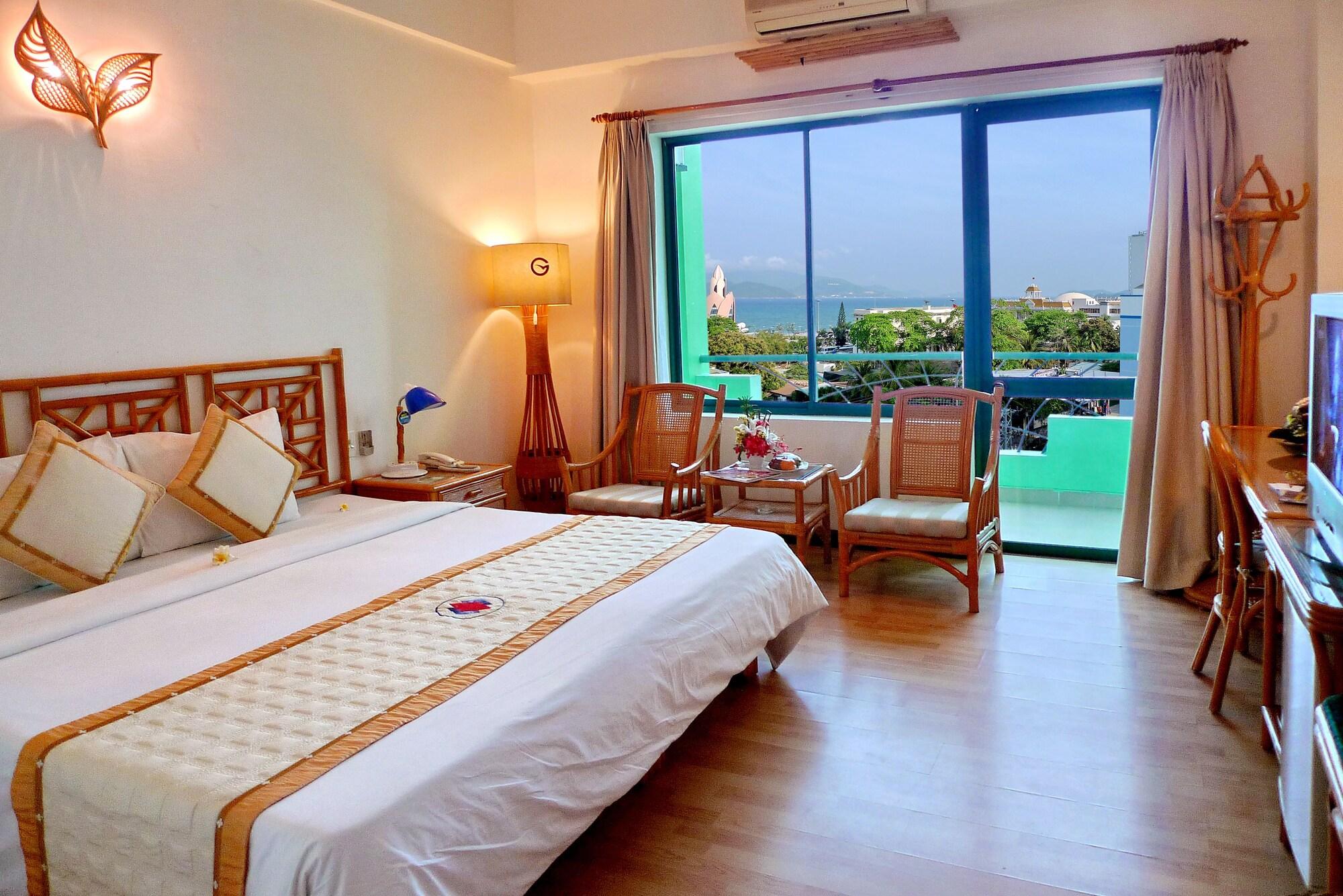 Green Hotel 3*
