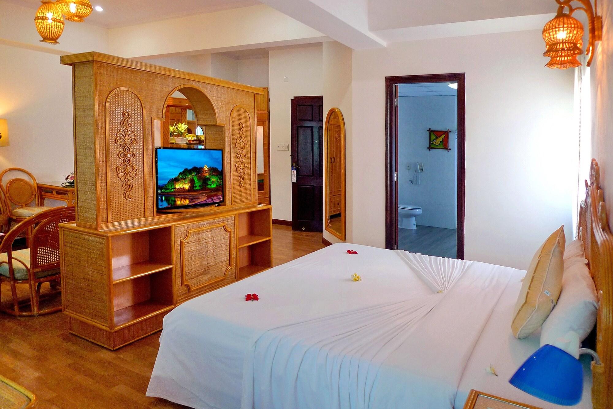 Green Hotel Hotel 3*