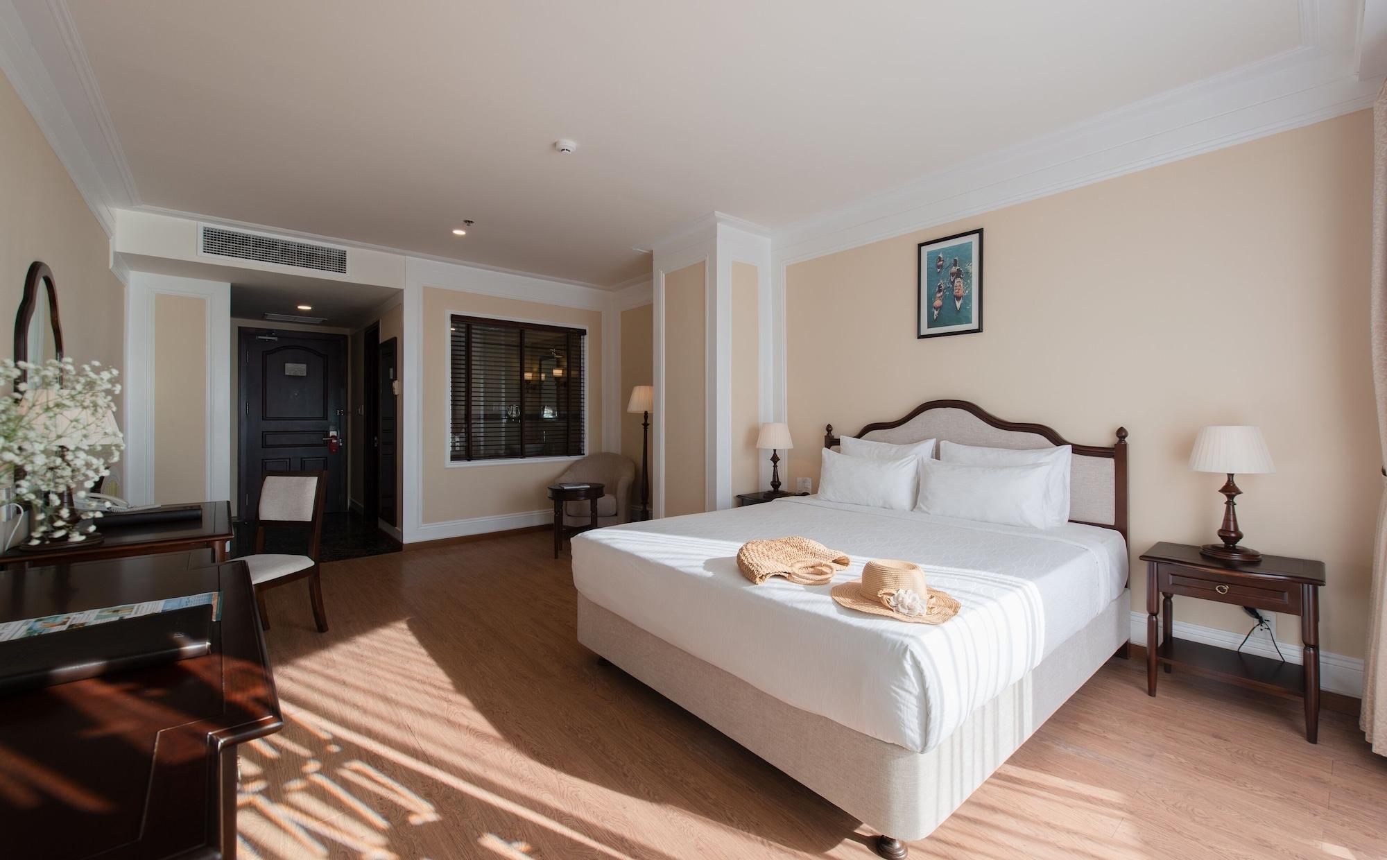 Hotel Sunrise & 5*