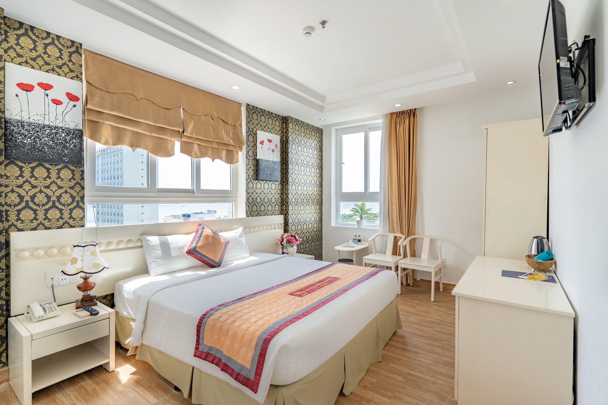 Hotel Jay Grand 3*
