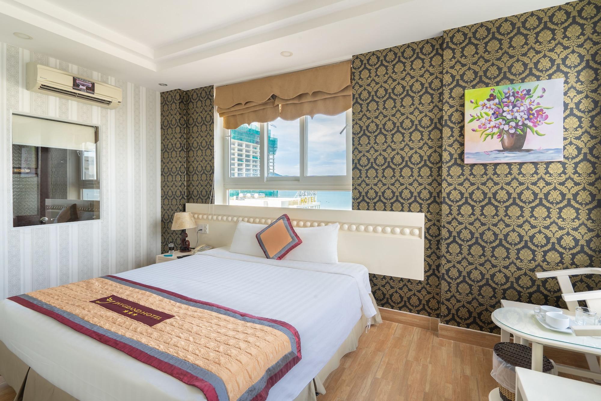 Jay Grand Hotel 3*