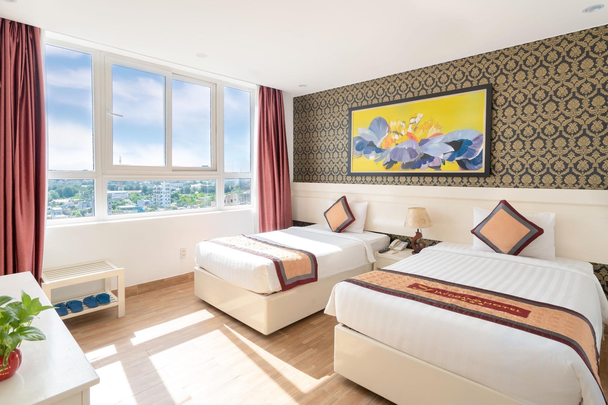 Jay Grand Hotel 3*
