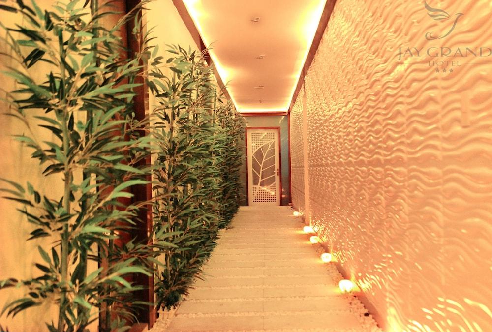 Jay Grand Hotel Da Nang