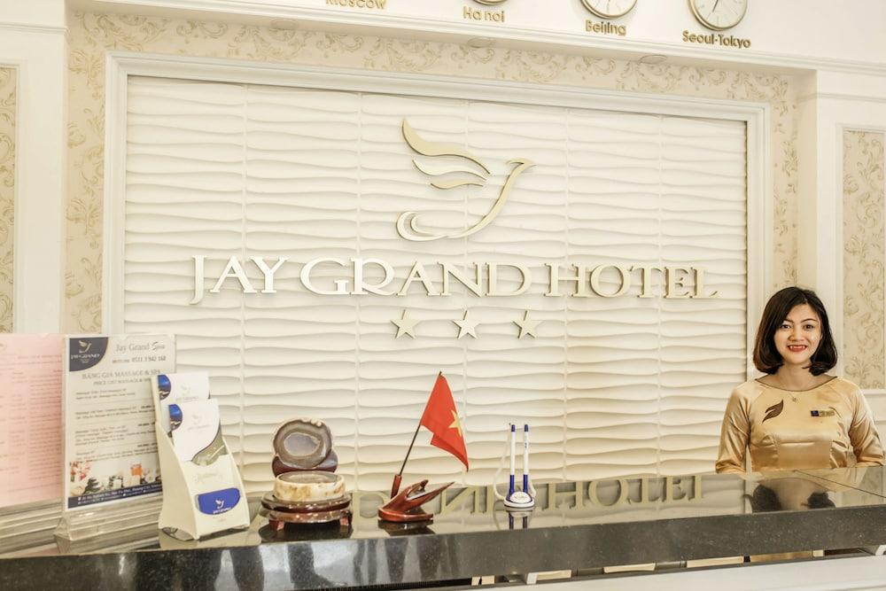 Hotel Jay Grand 3*