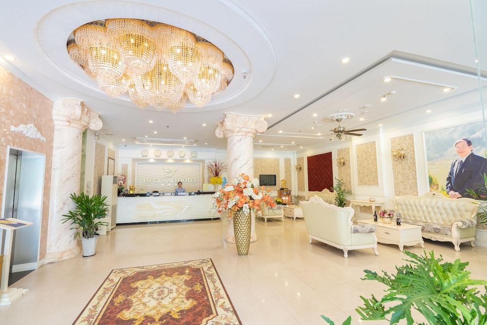 Jay Grand Hotel 3*