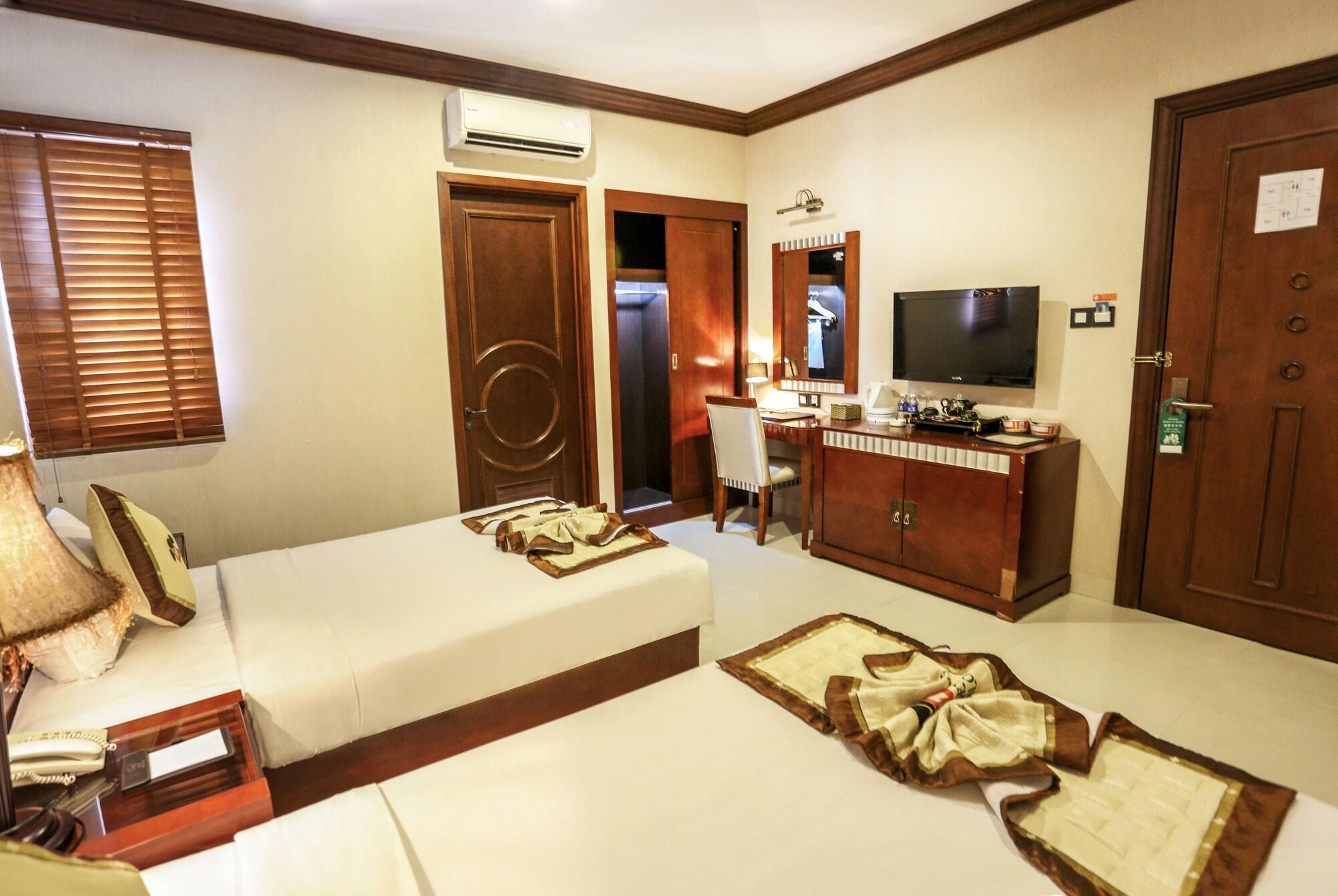 Seventeen Saloon Hotel Da Nang