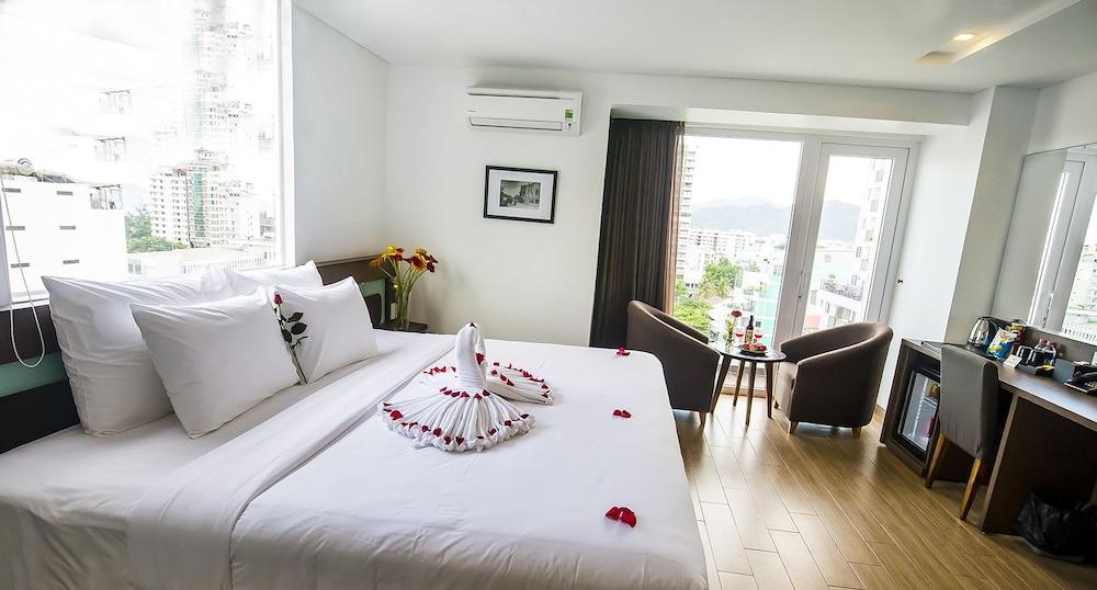 Aroma Nha Trang Boutique Hotel Hotel