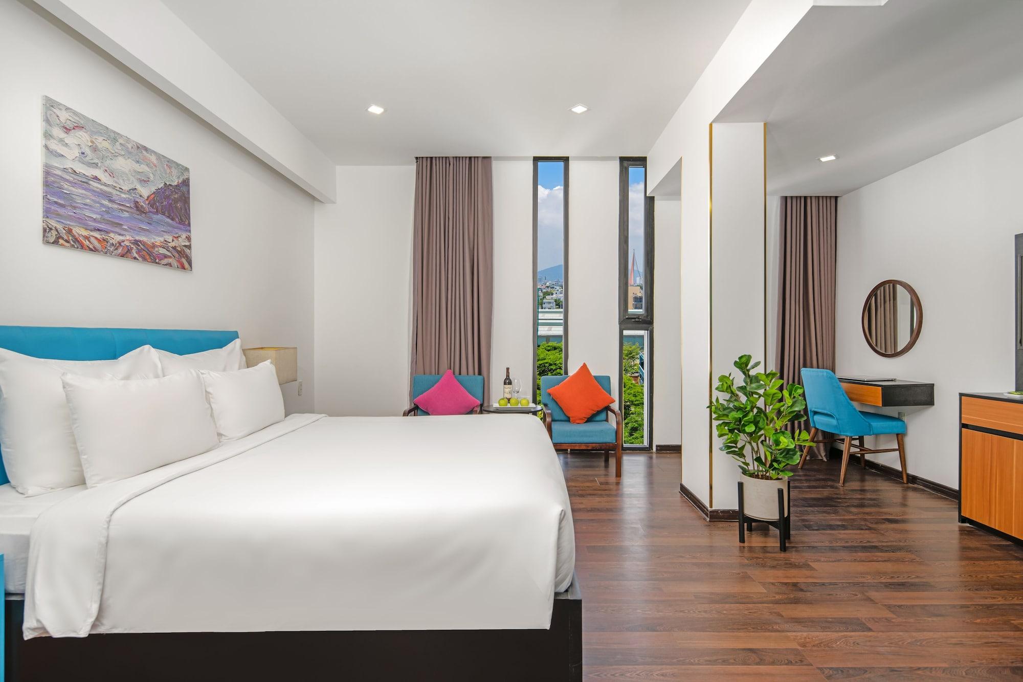 Platinum Hotel 3*