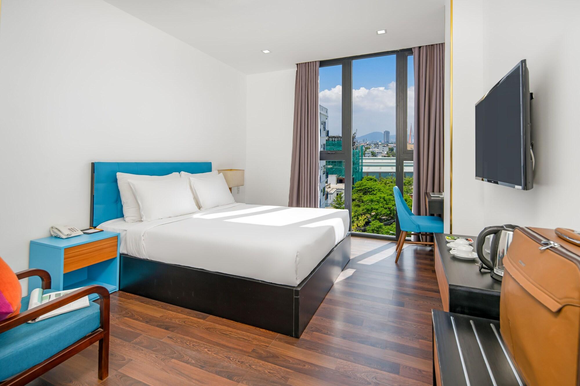 Platinum Hotel 3*