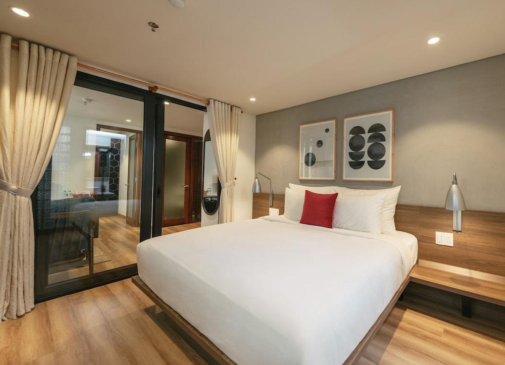 Hotel The Glomad 2*
