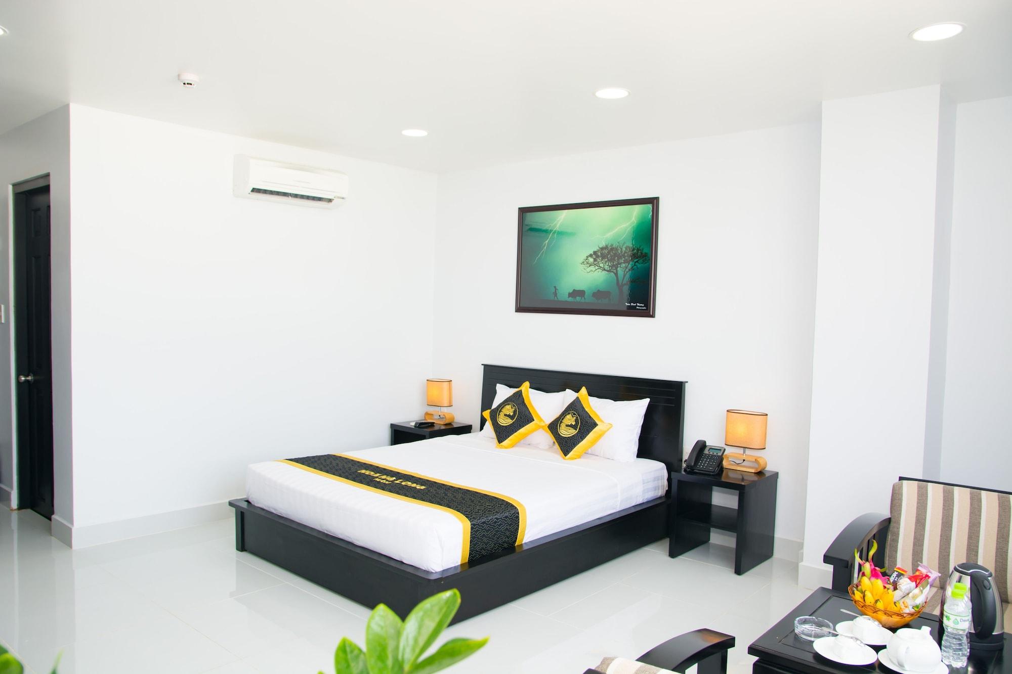Hoang Long Hotel