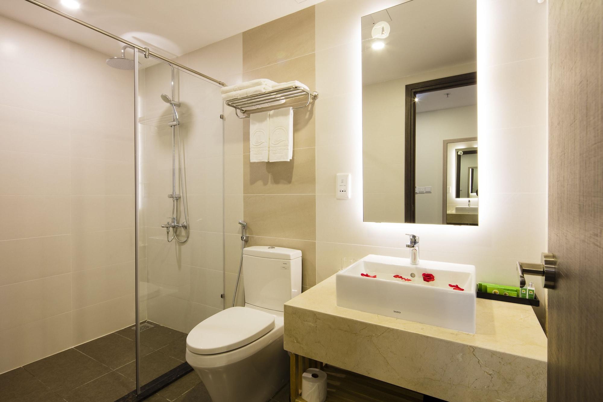 B&n Hotel 4*