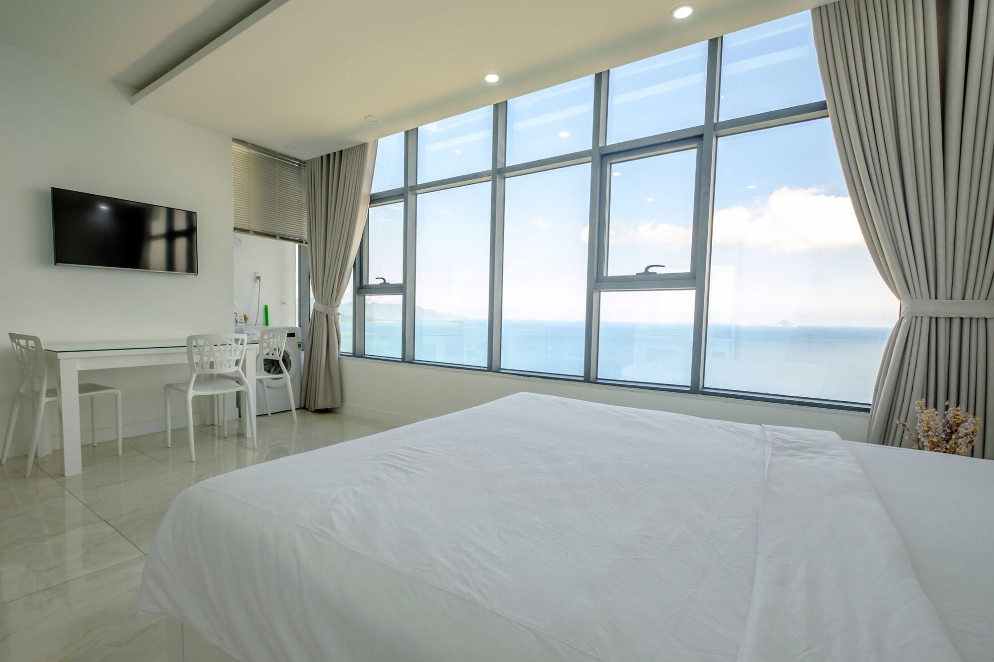 Ocean View Apartment *