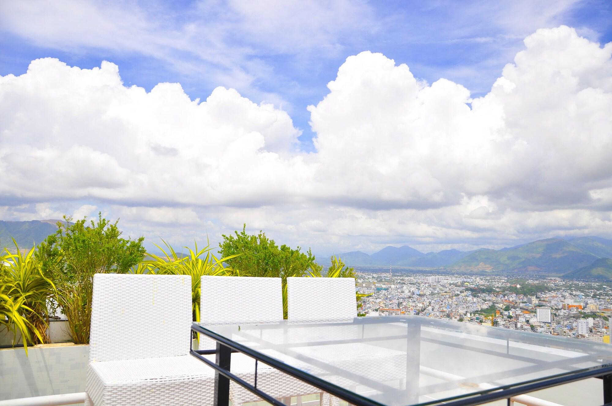 Ocean View Apartment Nha Trang