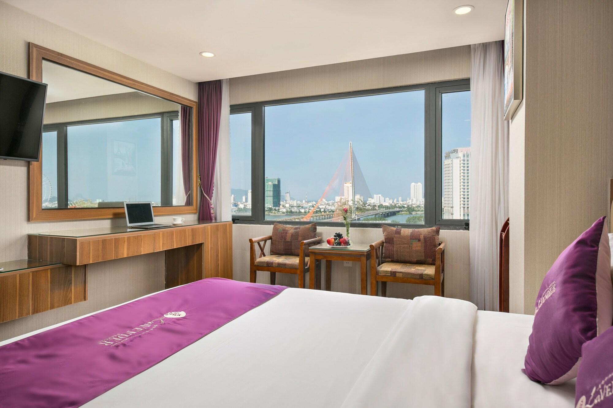 Lavender Riverside Hotel Đà Nẵng