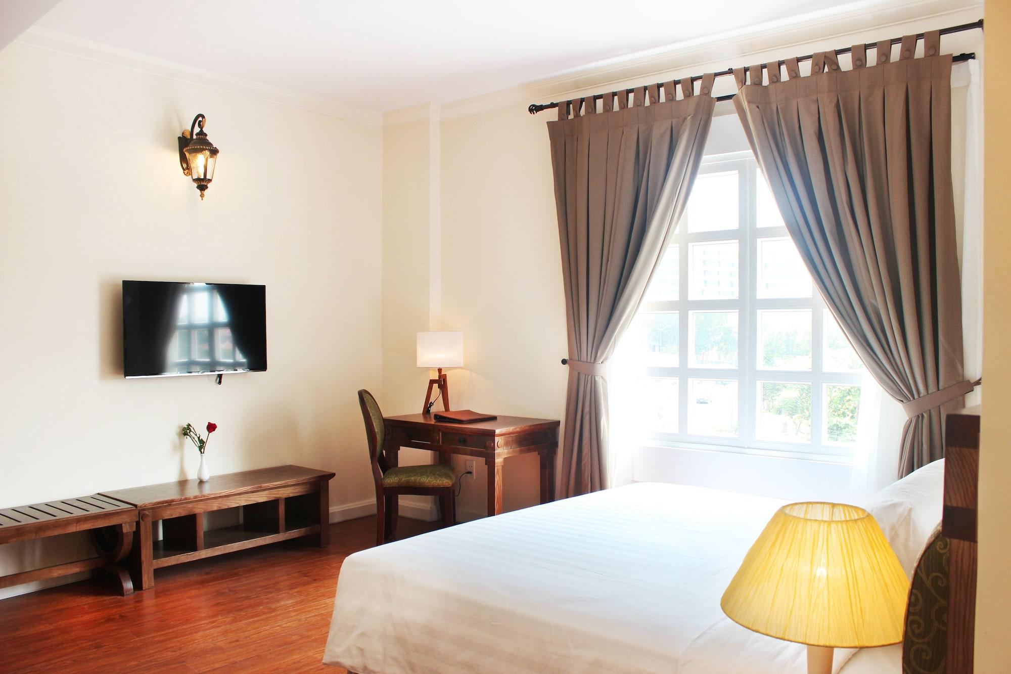 Phoenix Hotel