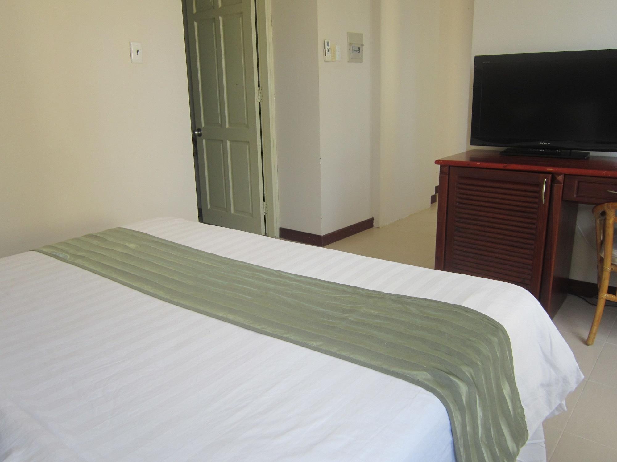 The Coast Hotel 3*