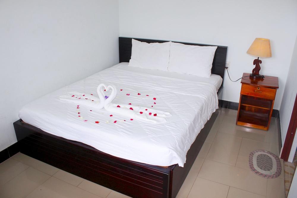 Yen Family Hotel 3*