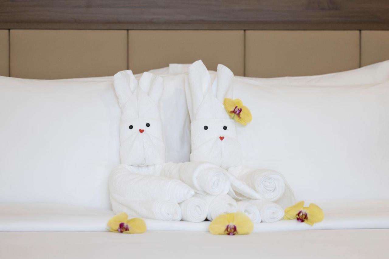 Miracle Luxury Hotel 4*