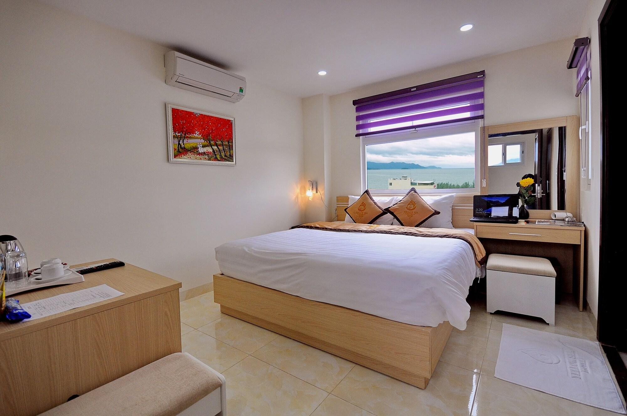 Hotel Yellow Sea