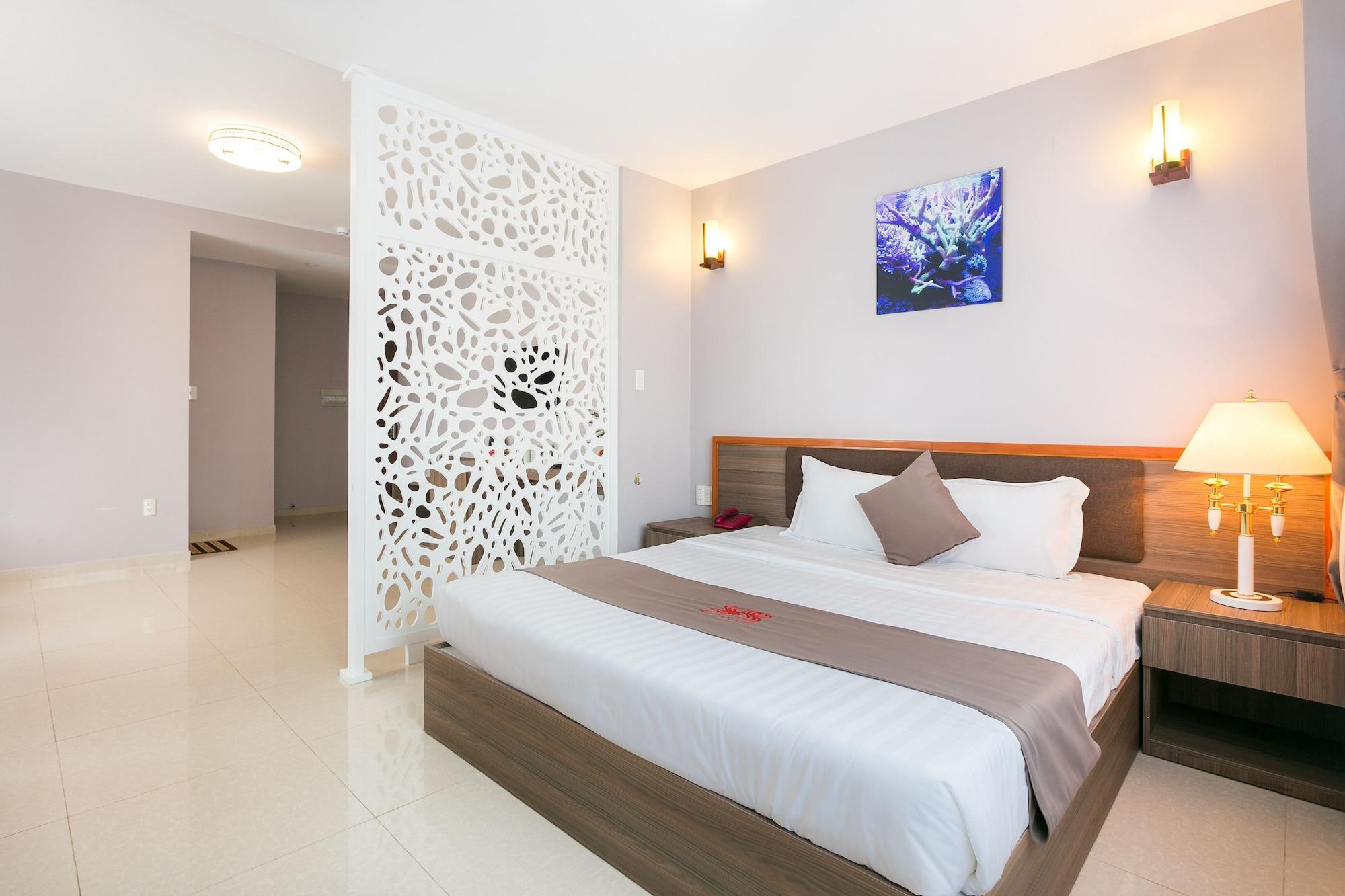Hotel Khach San San Ho