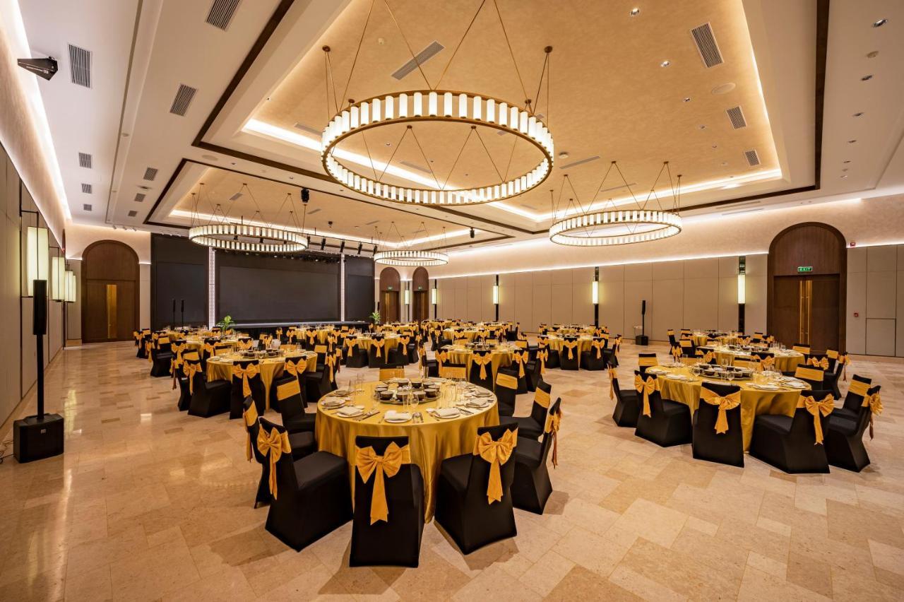 Centara Mirage Resort